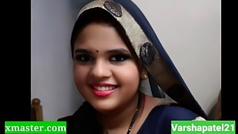 Hindi-Speaking College Student'S Steamy Encounter In Viral Video