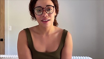 Beautiful Black Step Sister Alex Adams Gets Anal Therapy With Willow Ryder